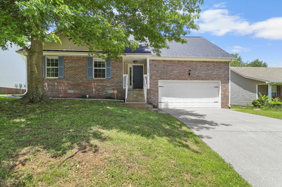 1644 Cedar Springs Cir