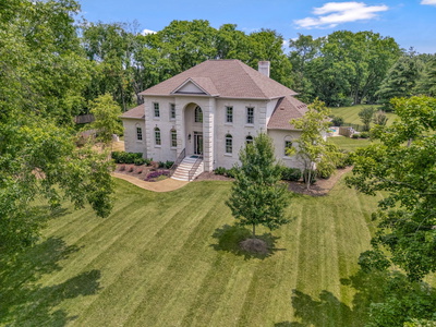 904 Oxford Ct