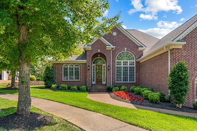 494 Beauchamp Cir