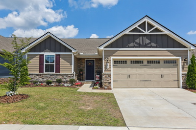391 Streamview Dr