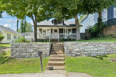 1509 Lillian St