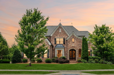 Exterior view of 1825 Barnstaple Ln in Brentwood, TN
