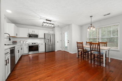 1013 Bradford Park Rd