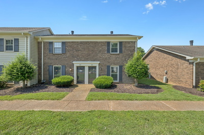 1013 E Northfield Blvd