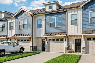 104 Hartsville Ct