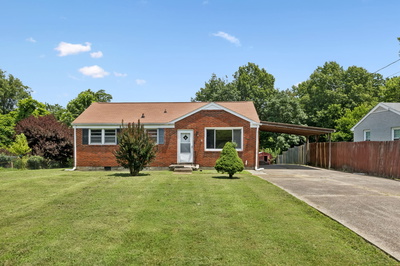 1421 Lakeview Rd