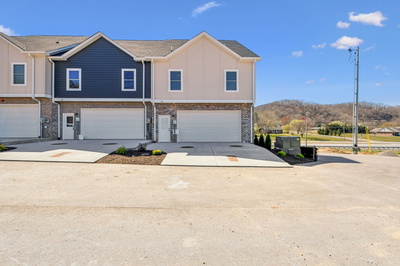 147 Crockett Hills Lane