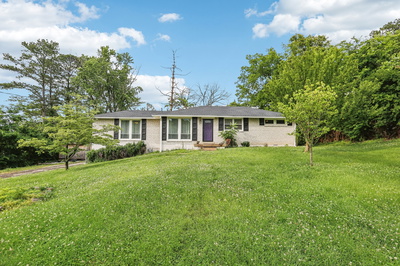 512 Northcrest Dr