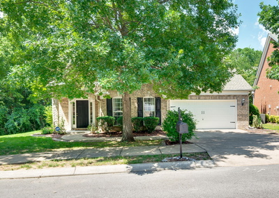 1540 Indian Hawthorne Ct