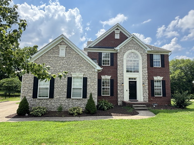 1055 Avery Trace Cir