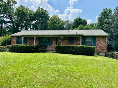 3040 Jenry Dr