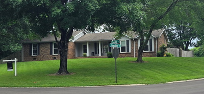 101 Trousdale Ct