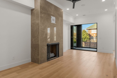 95 Leonard Ave