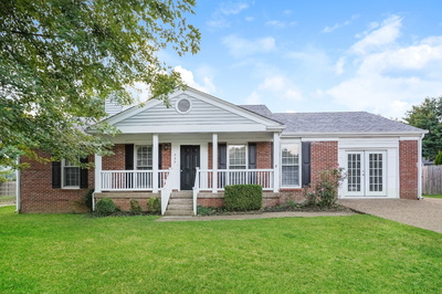 537 Riverview Dr