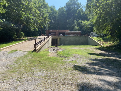 8871 Griffith Rd