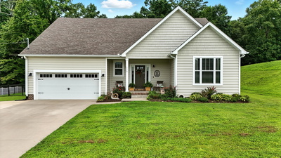 115 Laken Ln