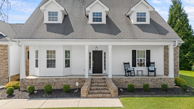 8746 Streamside Drive