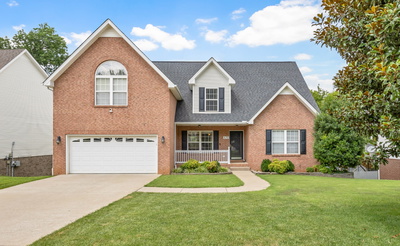 632 Winding Bluff Way