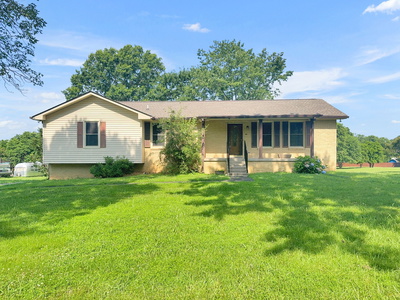 402 Poplar Pl