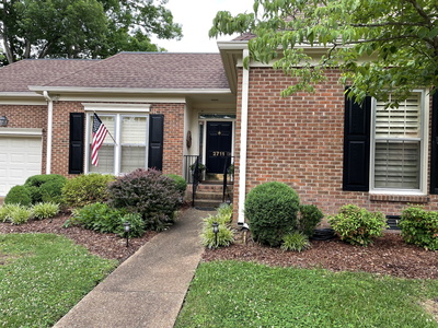 2711 Abbott Martin Rd