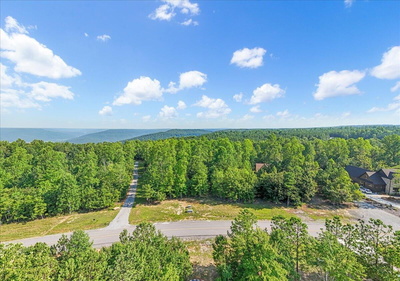 700 Cherokee Path
