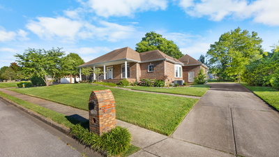 2588 Stone Briar Dr