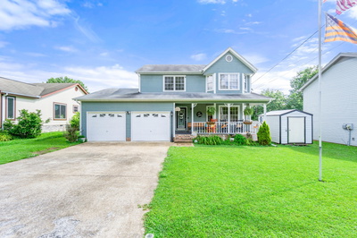 8202 Iris Road