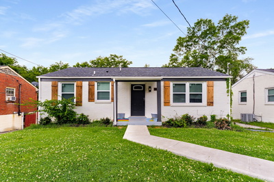 3211 Mayer Ln