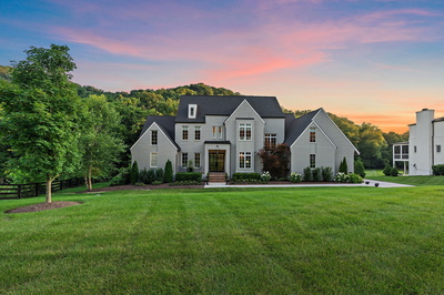 1049 Holly Tree Gap Rd