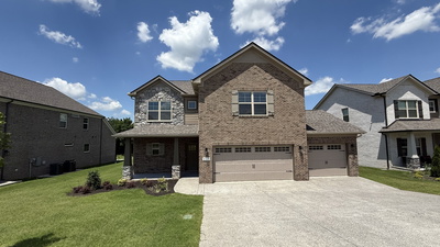 827 Stovers Glen