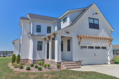 13 Lake Life Ct