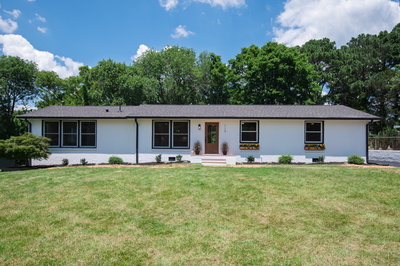 113 Melanie Dr