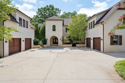 817 Burton Point Rd