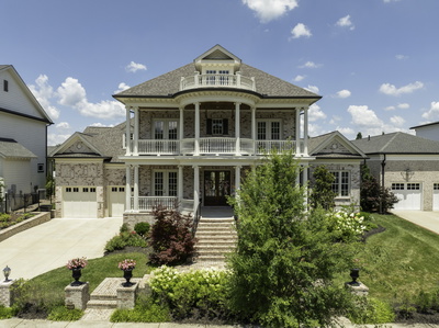 813 Stonewater Blvd