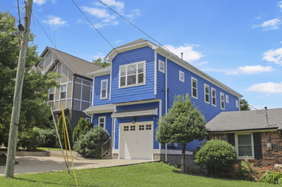 2247 Greenwood Ave