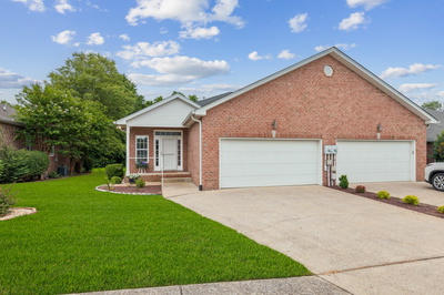 1097 Richmond Way