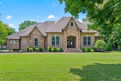 2976 Rossview Rd