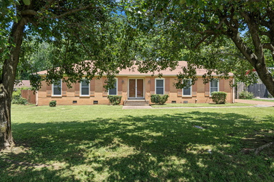 2311 Mayfair Ave