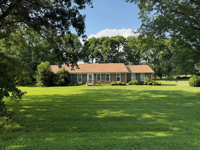 108 Poplar St