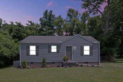 1910 Dahlia Dr