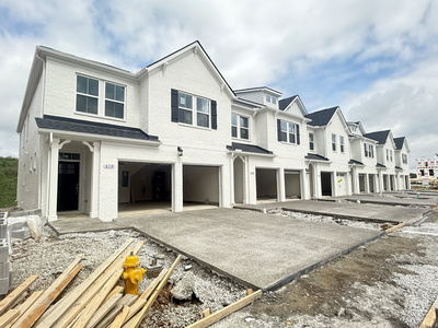 608 Club View Way