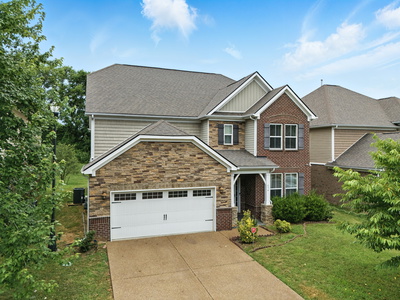 654 Foster Ln