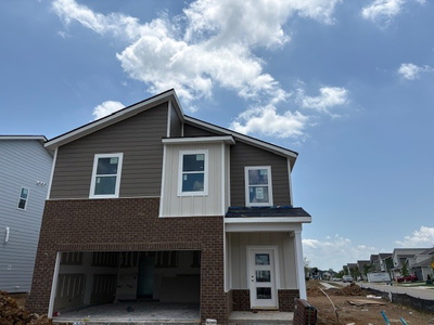 2215 Mackinac Bend