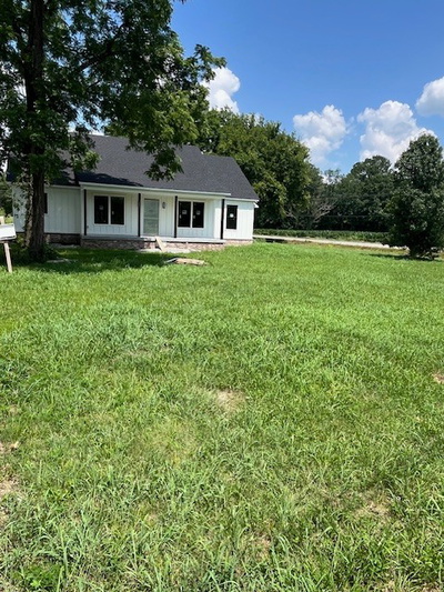 1798 Twin Caves Dr