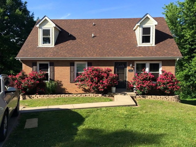 623 Bay Ln