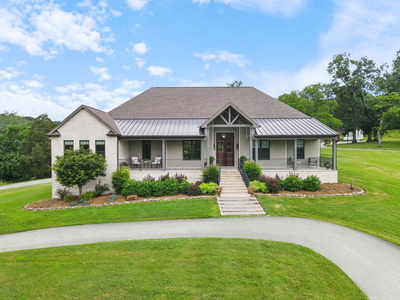 1135D Center Point Rd