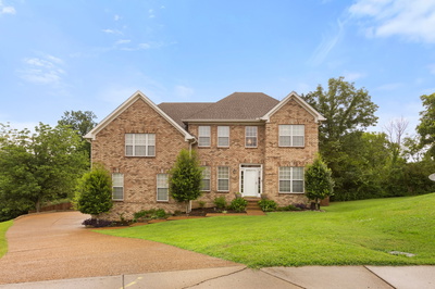 110 Bartlett Ln
