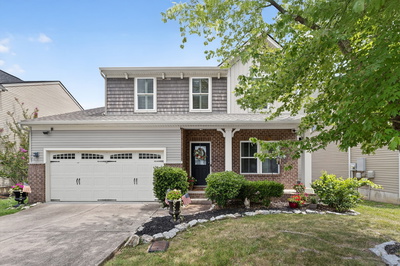 747 Gloucester Ln
