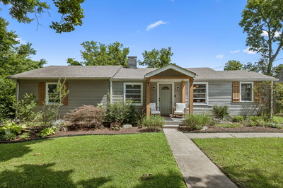 207 Queen Ave