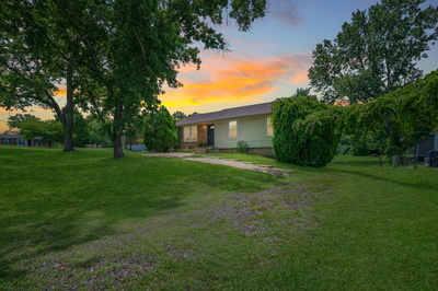 102 Winston Ct